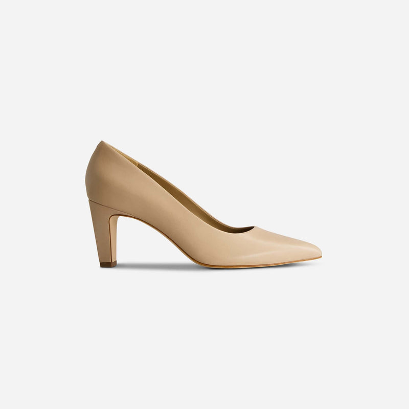 Giselle Pump