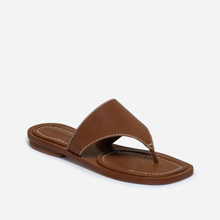Bernardo 1946 Agora Thong Sandal