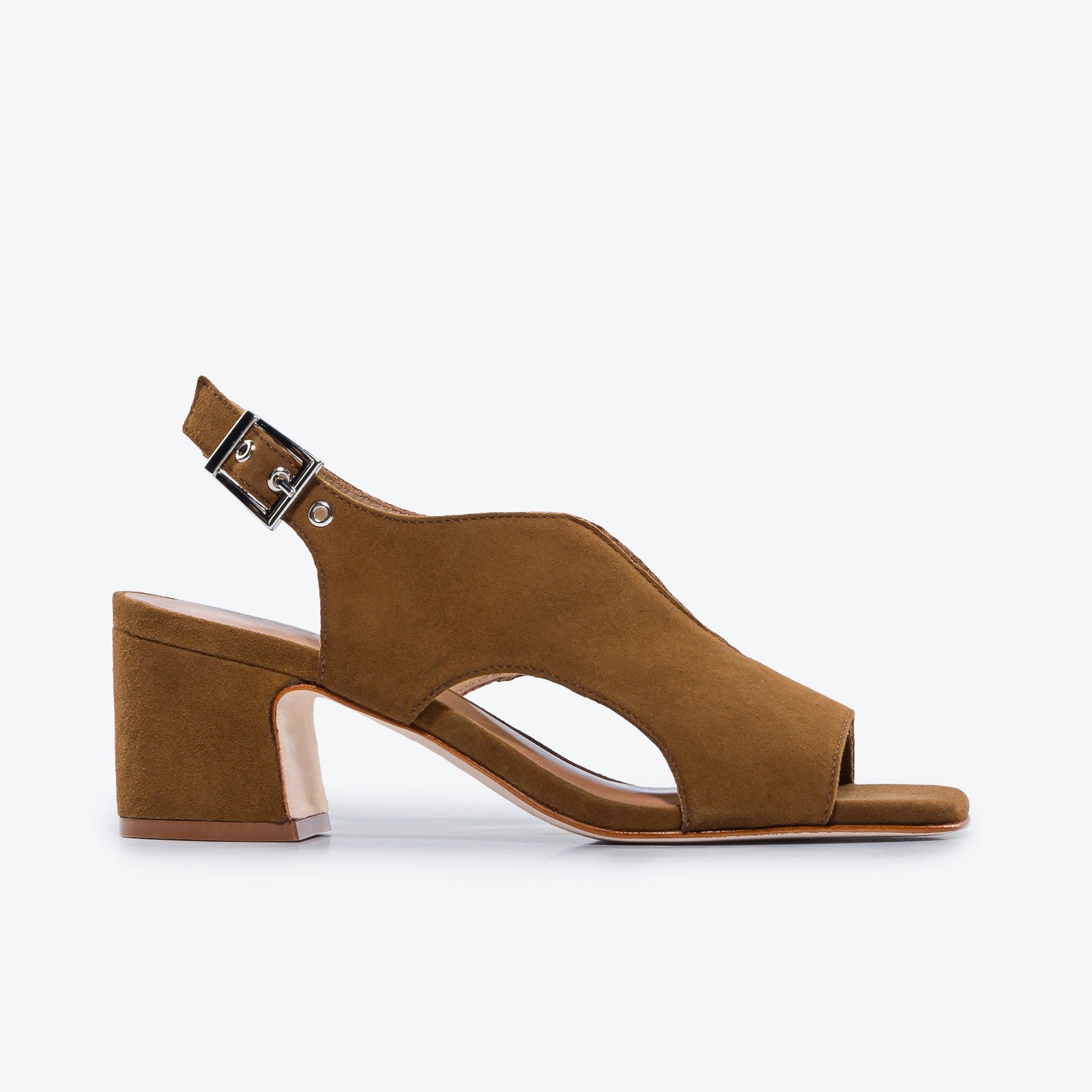 Bedford Mid Heel Sandal in Safari I Bernardo1946 – Bernardo 1946