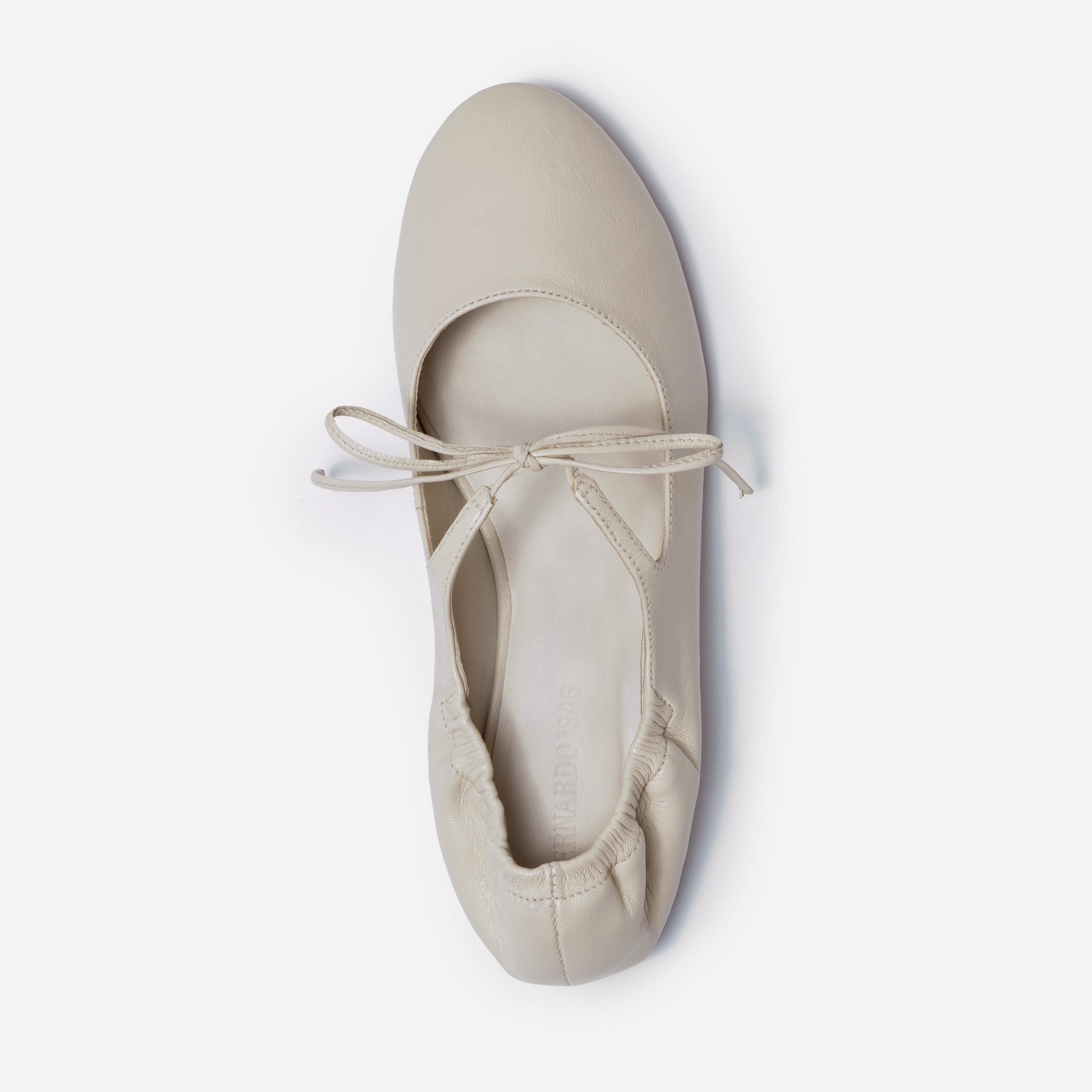 Court Ballet Flat – Bernardo 1946