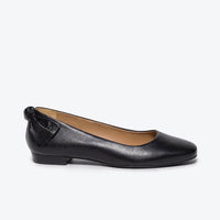 Eloisa Bow Flat