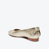 Eloisa Bow Flat