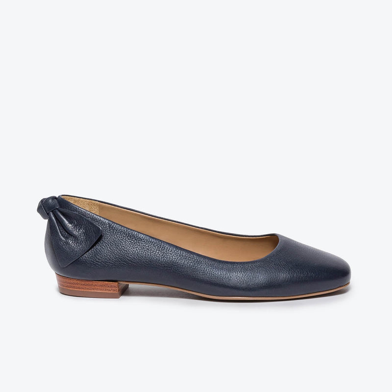 Eloisa Bow Flat