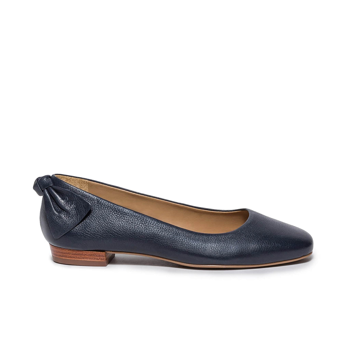 Bernardo 1946 Shoes Eloisa Bow Flat