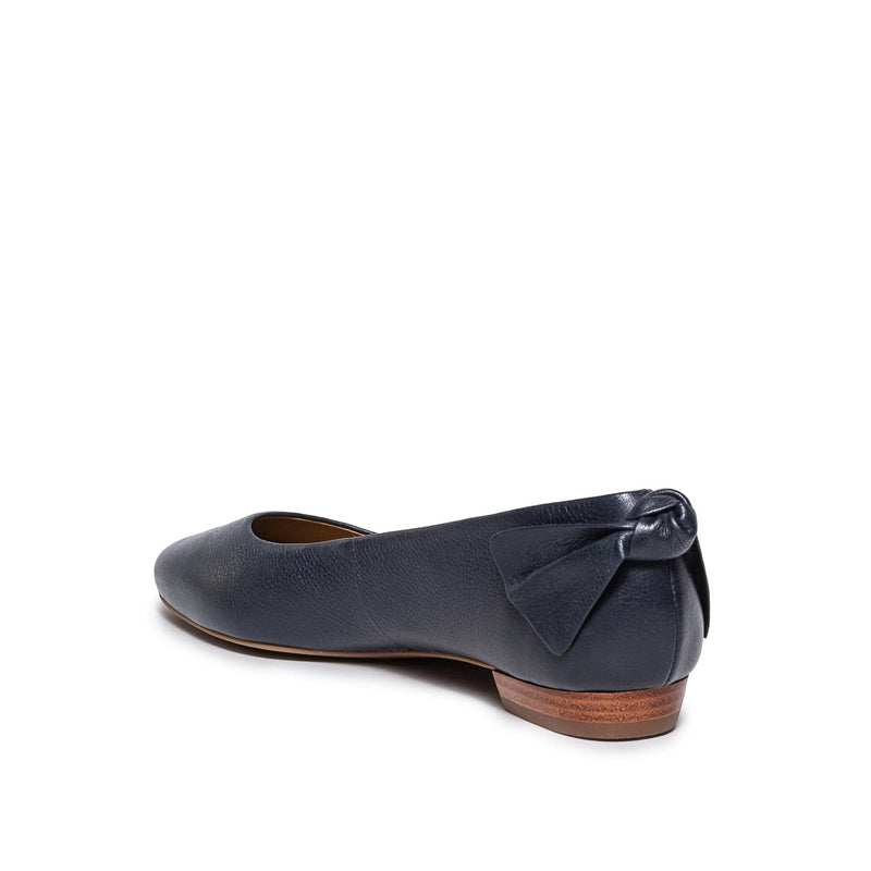 Eloisa Bow Flat