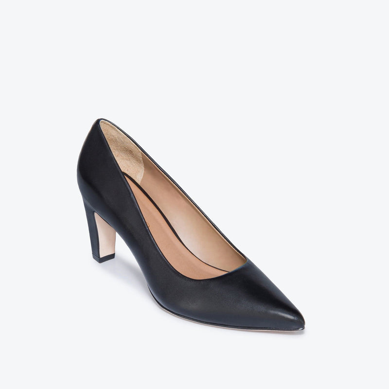 Giselle Pump