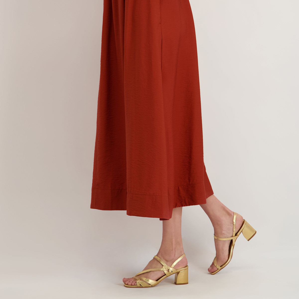 Gyoda Mid Heel Sandal