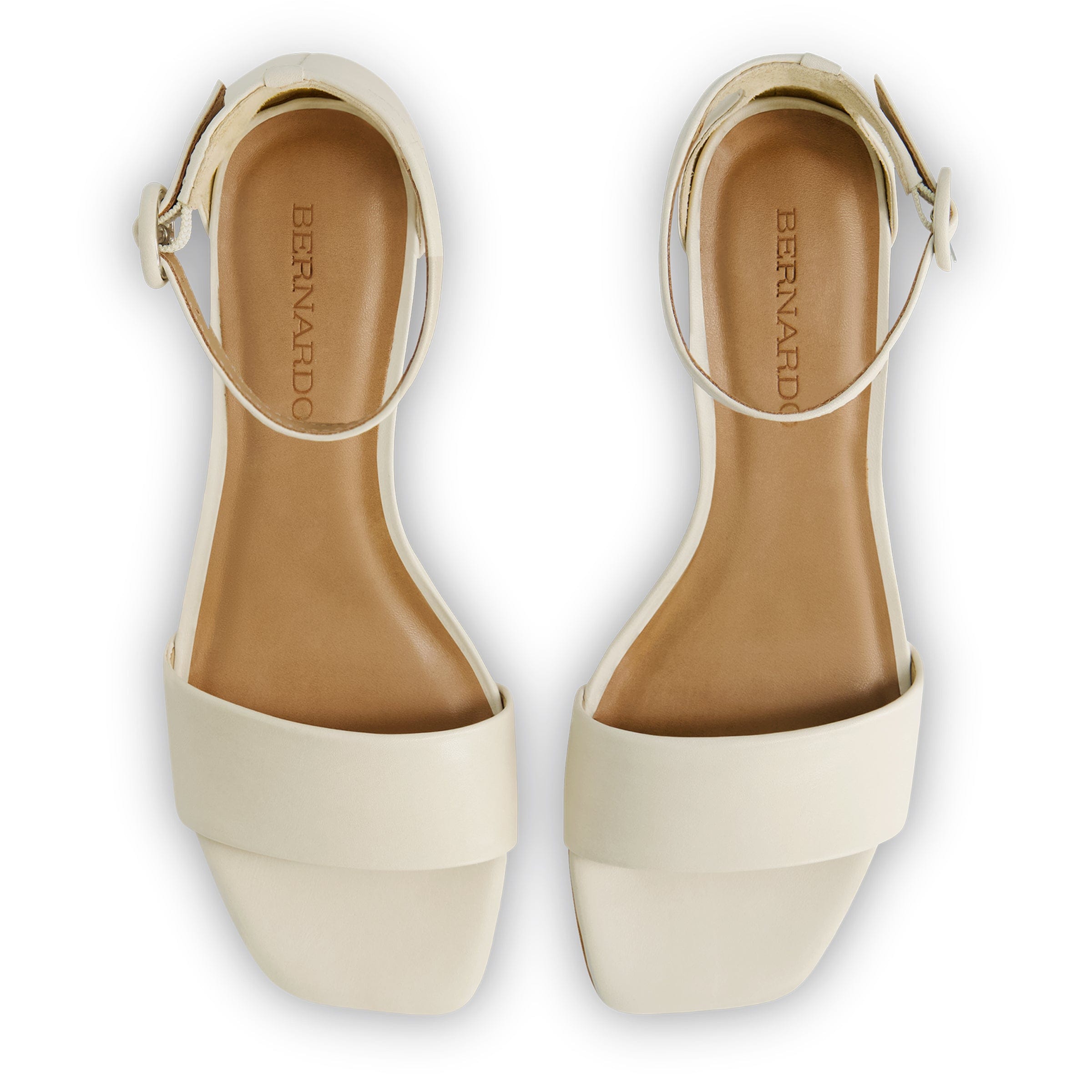 Jalena Heel in Eggshell I Bernardo1946 – Bernardo 1946