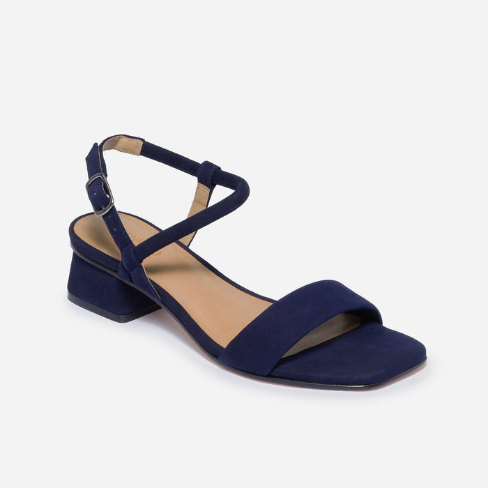 Josei Low Heel Sandal