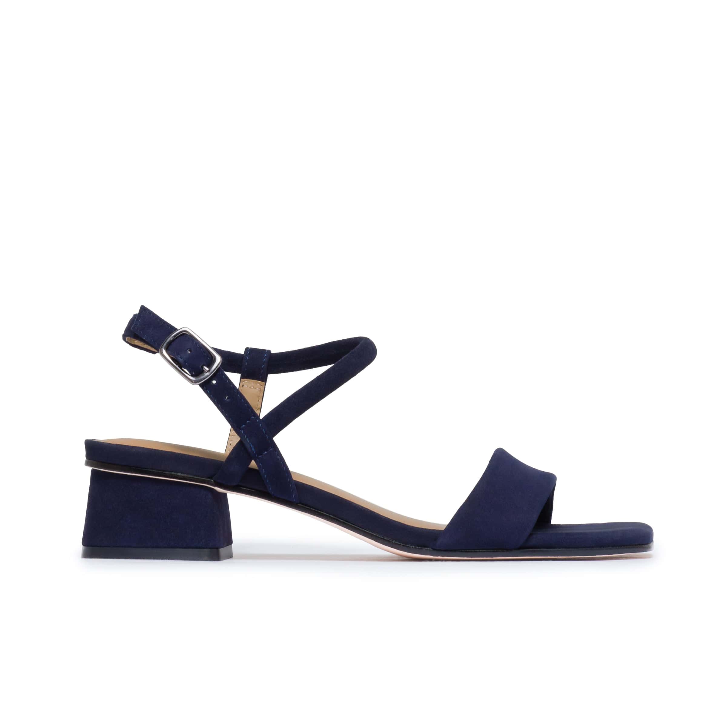 Josei Low Heel Sandal – Bernardo 1946
