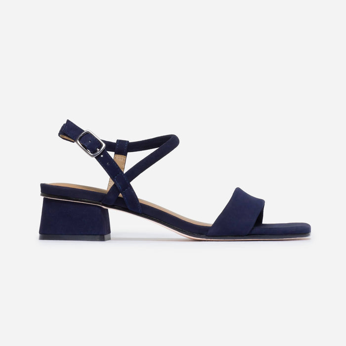 Josei Low Heel Sandal