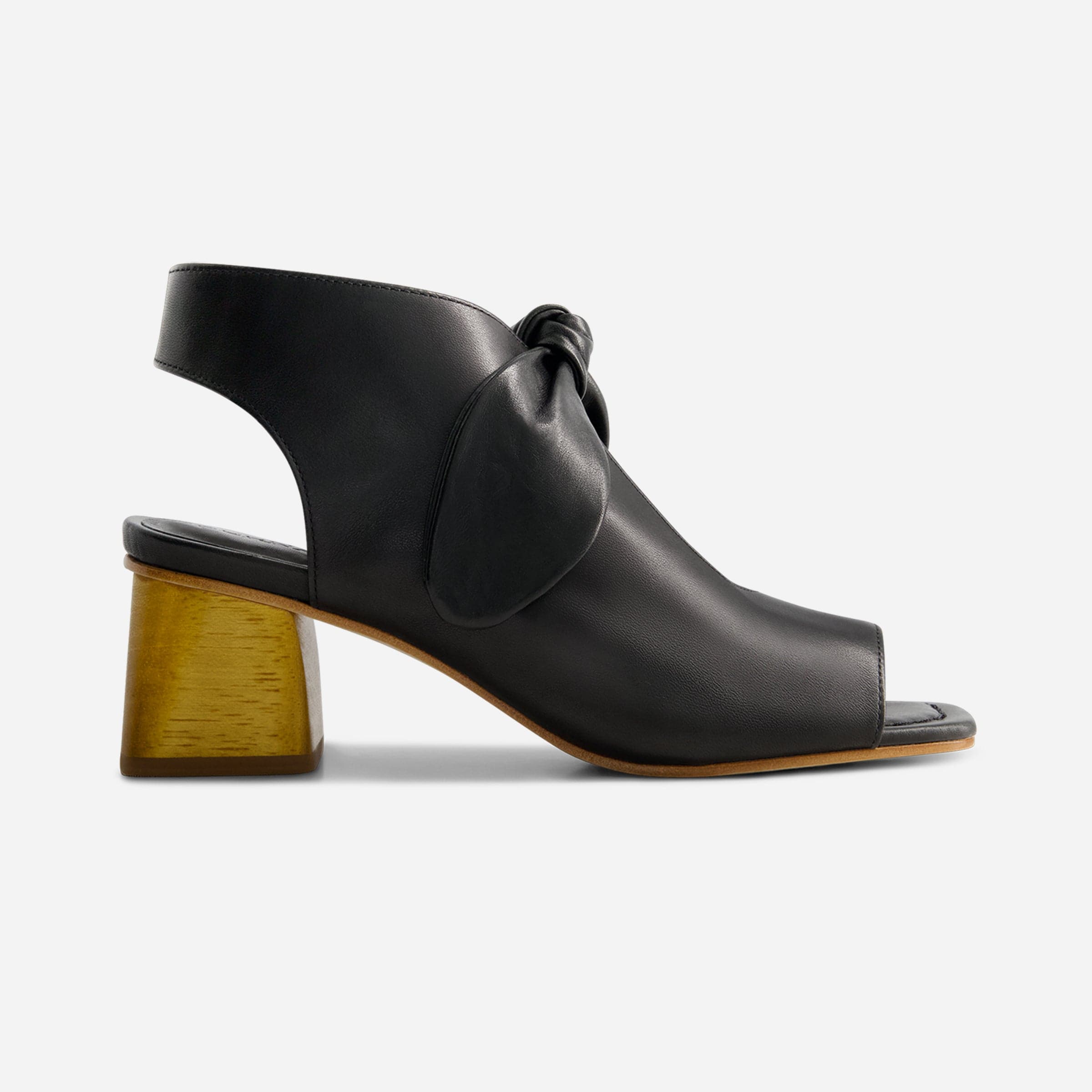 Penny Loafer Mule Black – Stylish & Sleek | Bernardo 1946