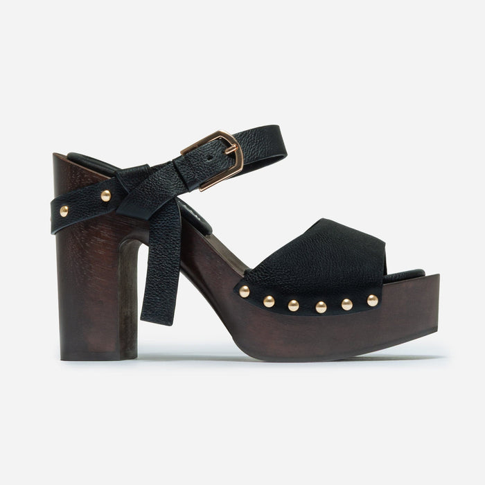 Luxor Platform Sandal
