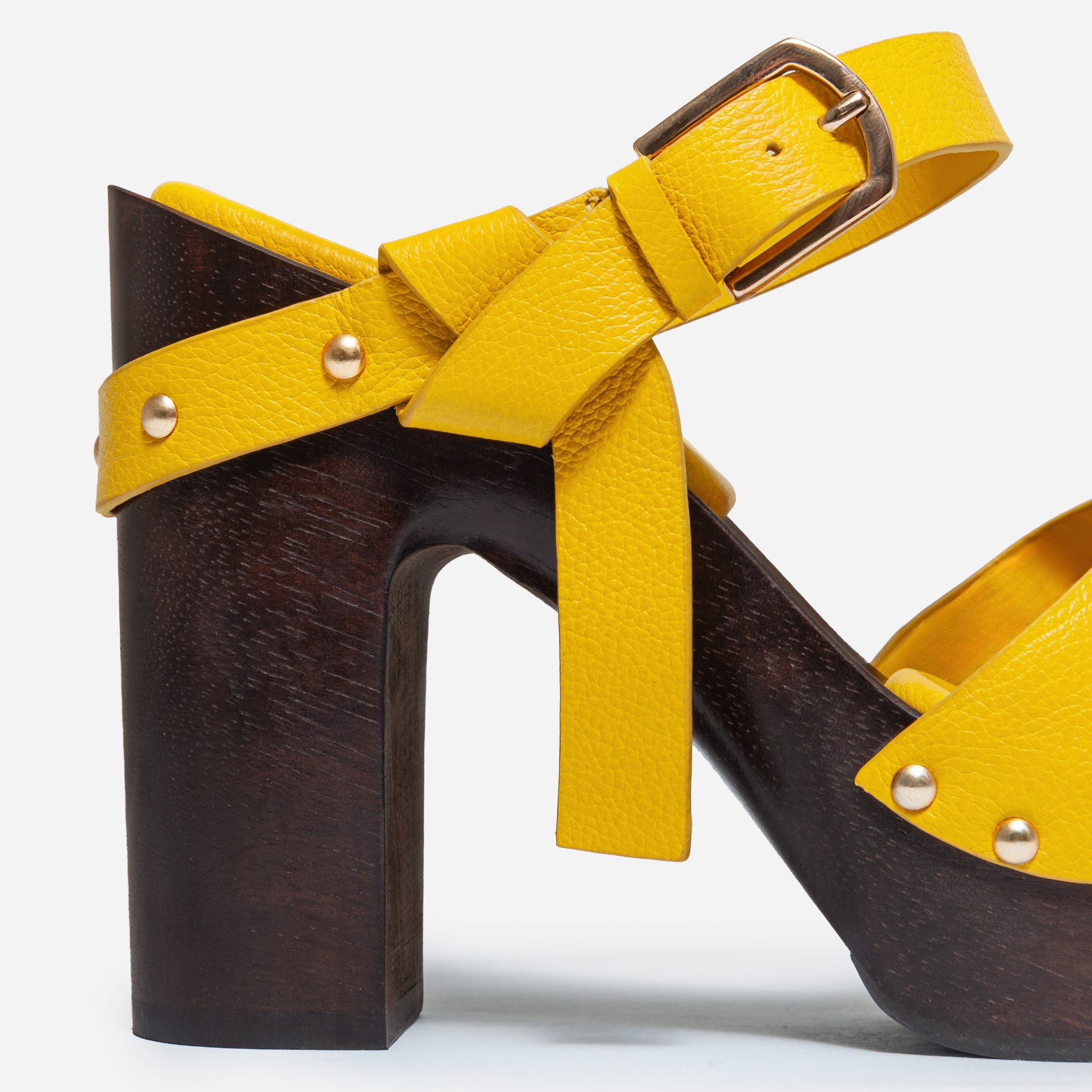 Luxor Platform Sandal in Marigold Suede – Bernardo 1946
