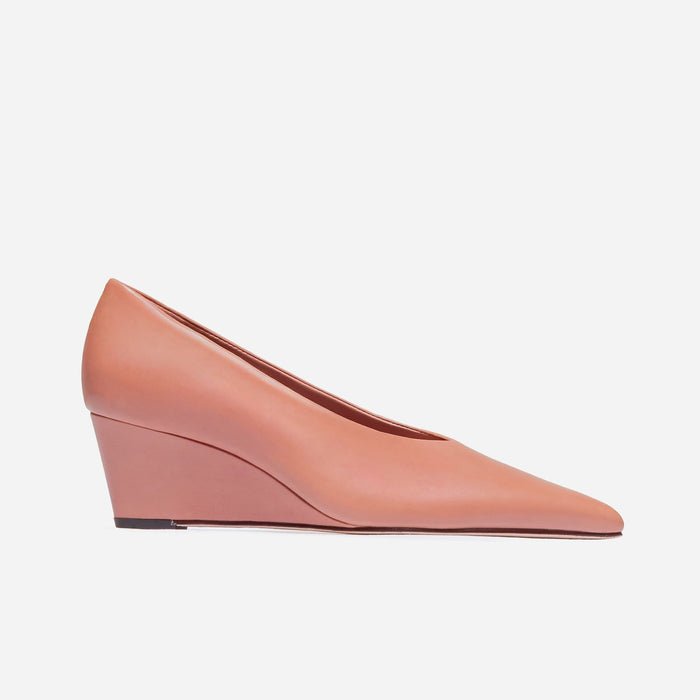 Maddox Wedge Pump