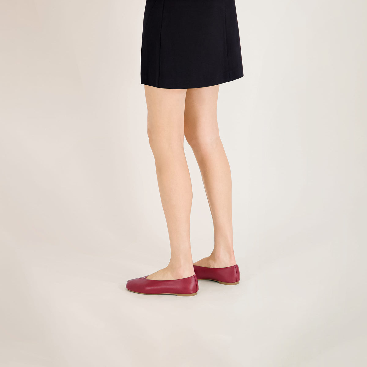 Bernardo 1946 Flat Meredith Ballet Flat