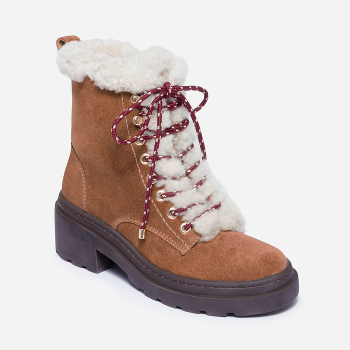 North Lace Up Lug Boot