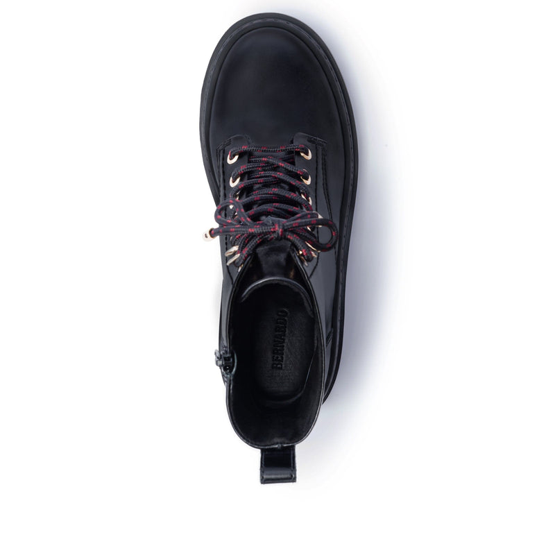 North Lace Up Lug Boot