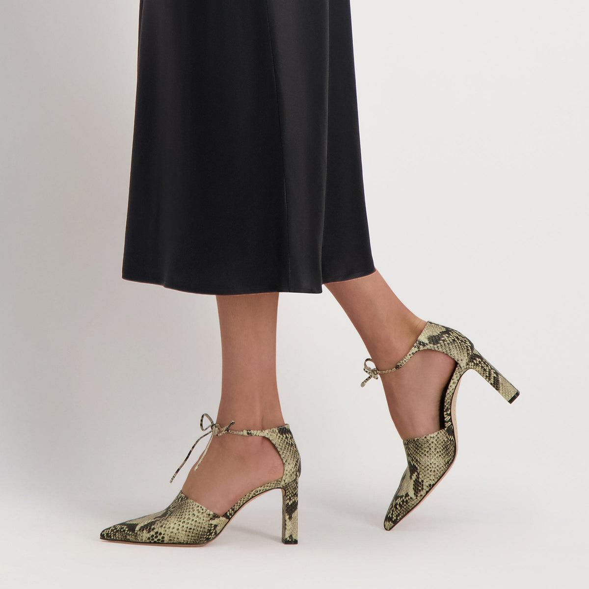 Siena Pointed-Toe Pump