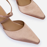 Yazmin Pointed-Toe Pump