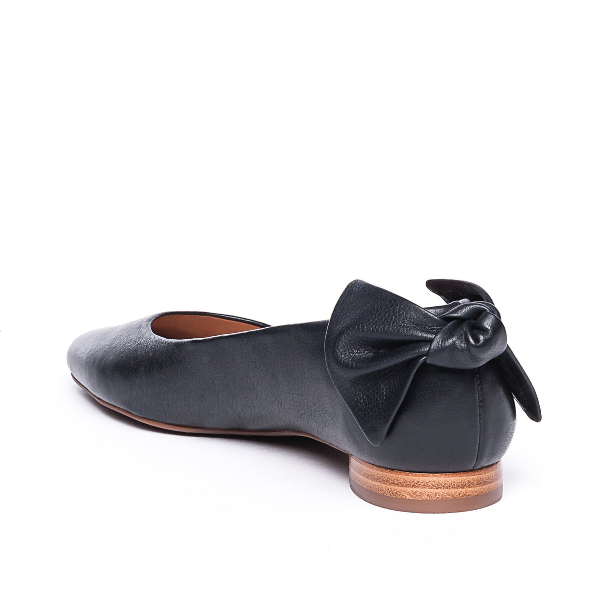 Eloise Bow Flat